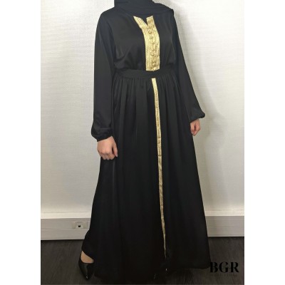 Robe Brodée Longue Avec Ceinture Noir