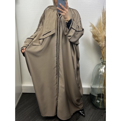 Abaya Papillon Femme Taupe - Élégance et Confort | BGRBoutique"