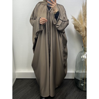 Abaya Papillon Femme Taupe - Élégance et Confort | BGRBoutique"