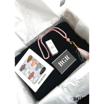 Box Cadeau Femme Aïd Ramadan : Robe de Prière avec Voile Intégré, Tasbih, Musc et Boîte d'Epingles pratique et pas chère