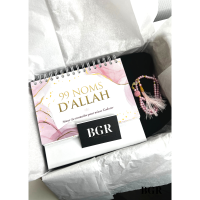 Box Cadeau Femme Aïd Ramadan : Livre Les 99 Noms d'Allah et Robe de Prière avec Hijab Intégré pas chère