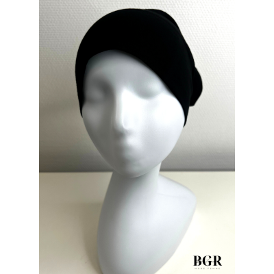 Bonnet Hijab Tube Noir Coton : un accessoire pratique, couvrant et antiglisse pour couvrir votre tête et vos cheveux