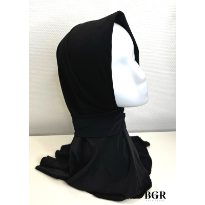 Hijab Cagoule Noir à Boutons Pression : pratique et élégant pour une couverture complète de la tête et du cou"