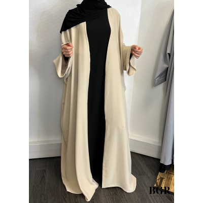 Complétez votre look avec notre sous abaya/sous kimono sans manches en tissu fluide - BGR Boutique