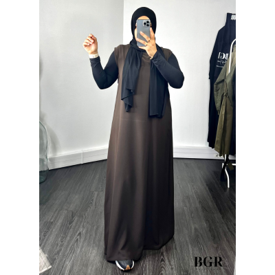 Complétez votre look avec notre sous abaya/sous kimono sans manches en tissu fluide - BGR Boutique